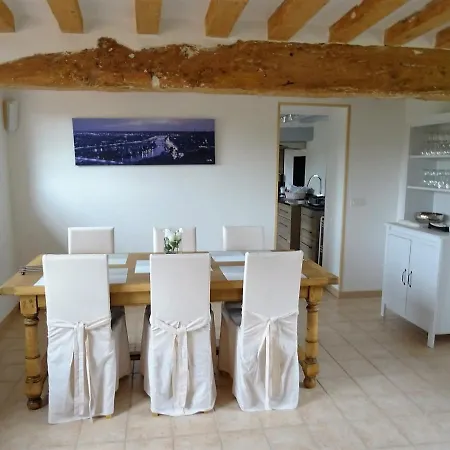 Longere Holiday home *